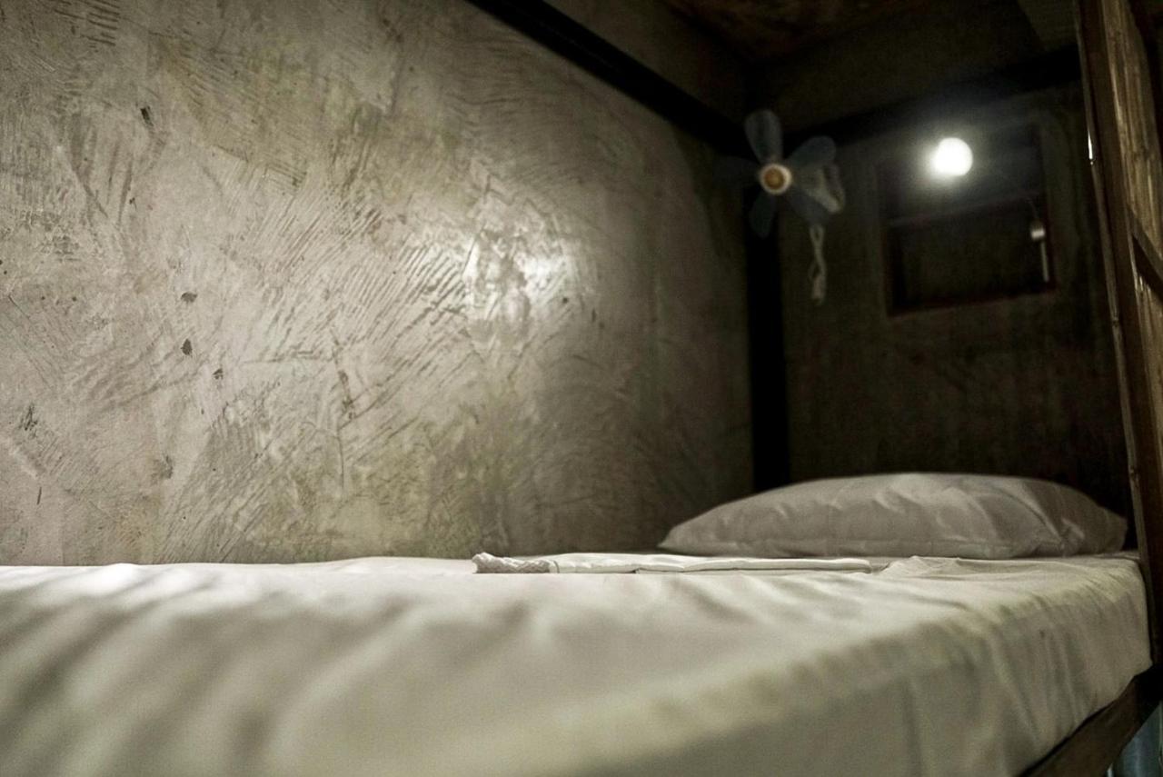 Hang Loose Hostel General Luna  Zewnętrze zdjęcie